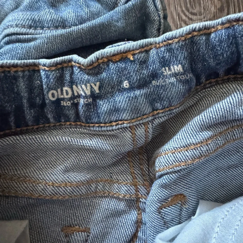 Old Navy Blue Denim Jeans - Picture 6 of 6